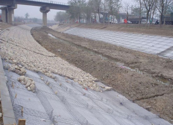 賓格網(wǎng)護(hù)墊