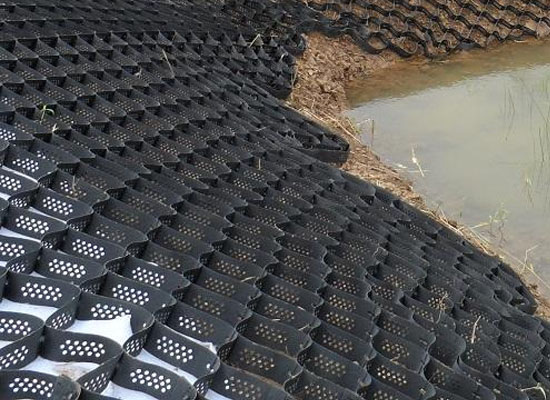 土工格室(蜂巢網(wǎng))